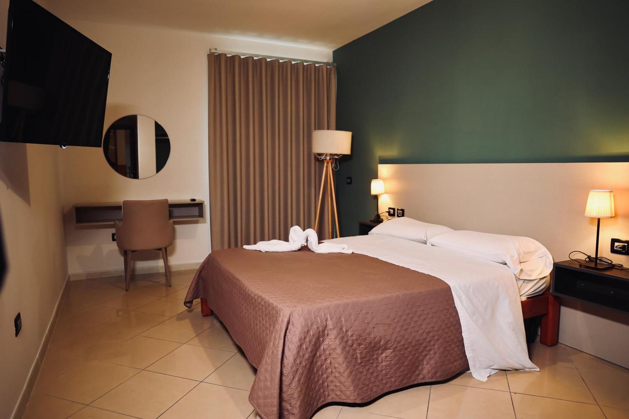 Hotel Futuro Aversa Exterior photo