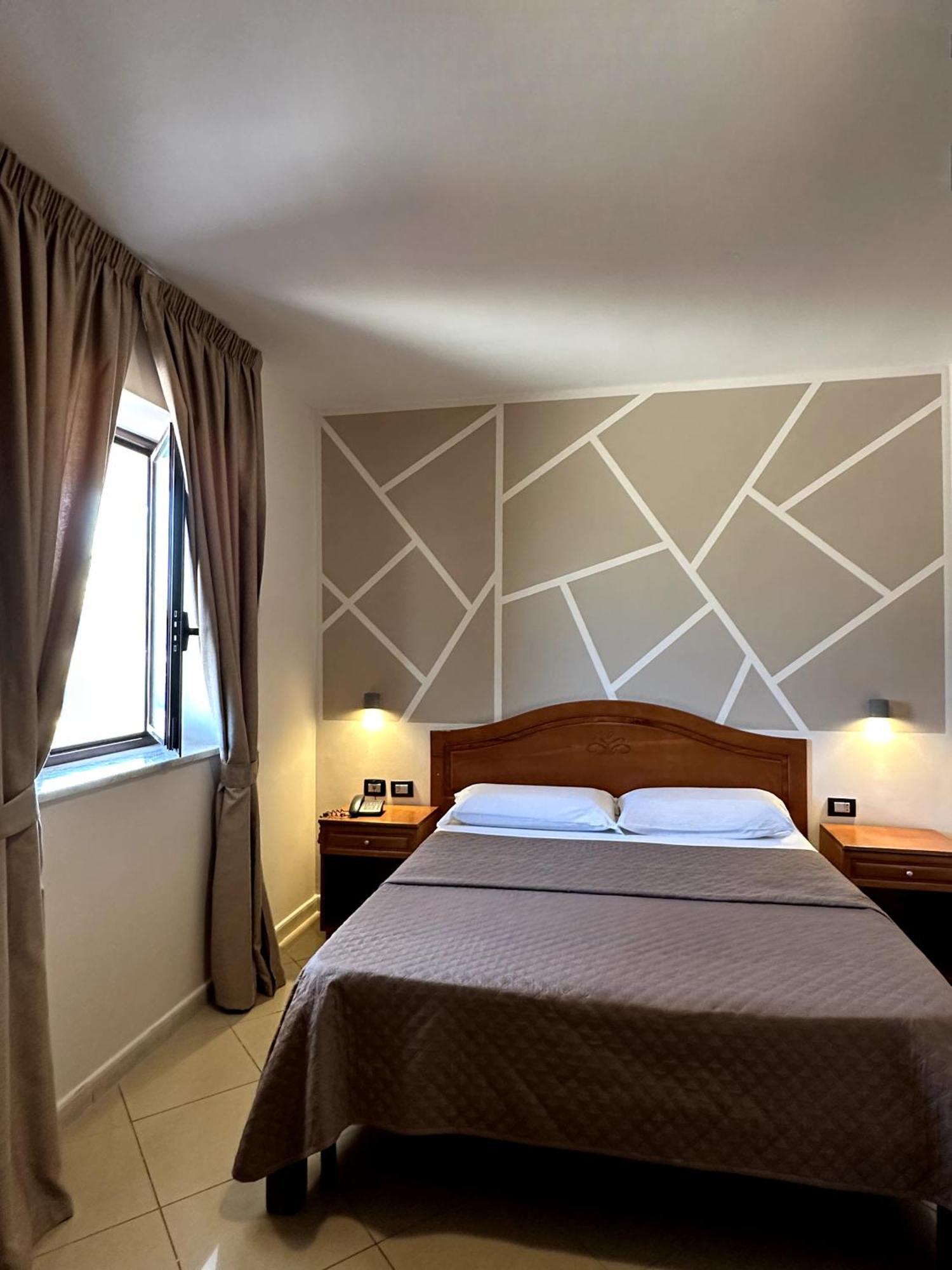 Hotel Futuro Aversa Exterior photo
